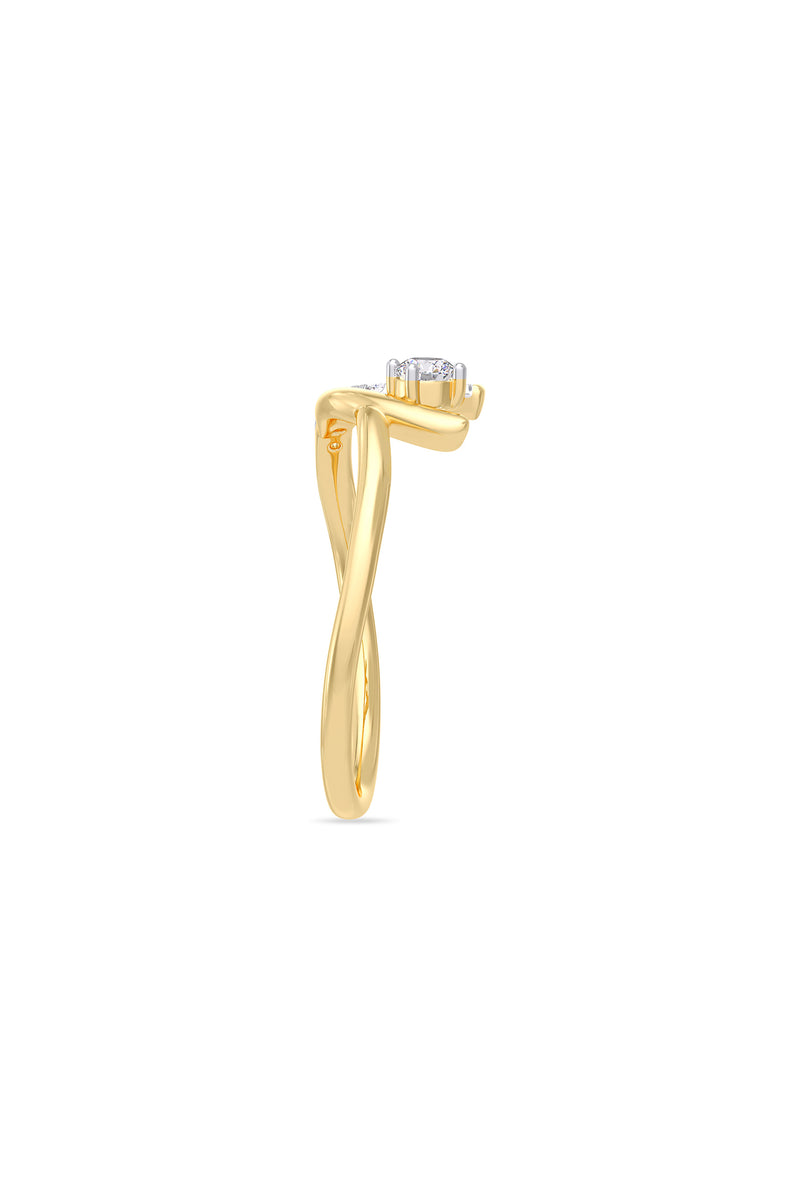 Elegant Diamond Spiral Ring
