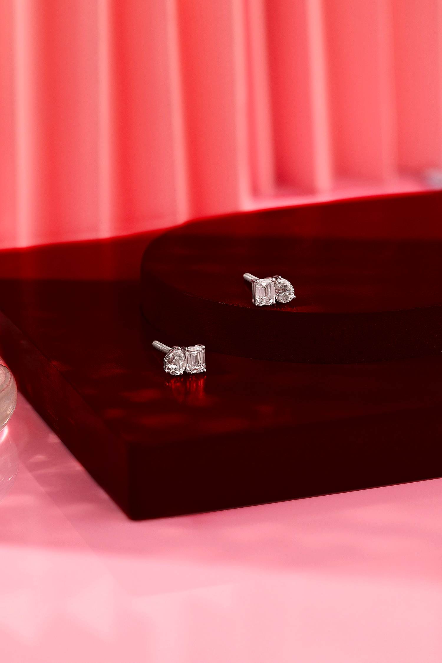 variant_43726875328609_3