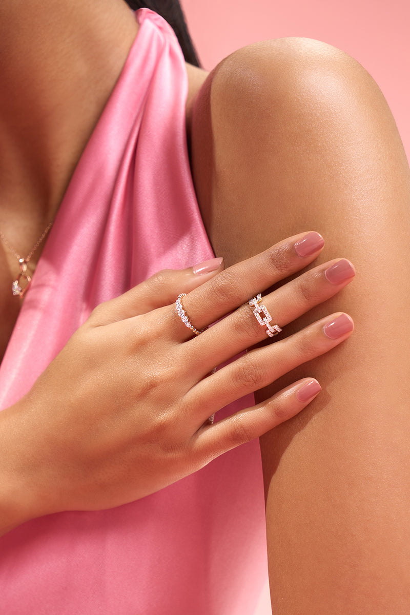 Modern Diamond Link Ring