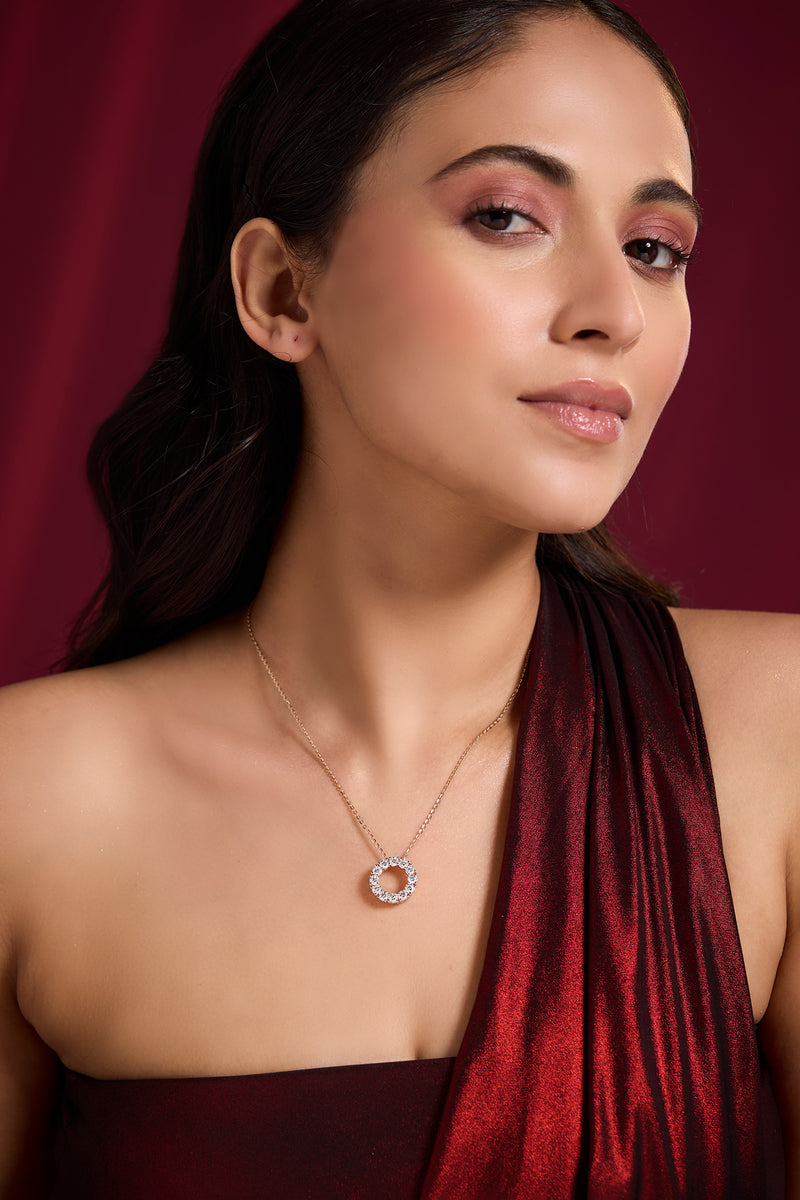 Glimmering Halo Circle Necklace
