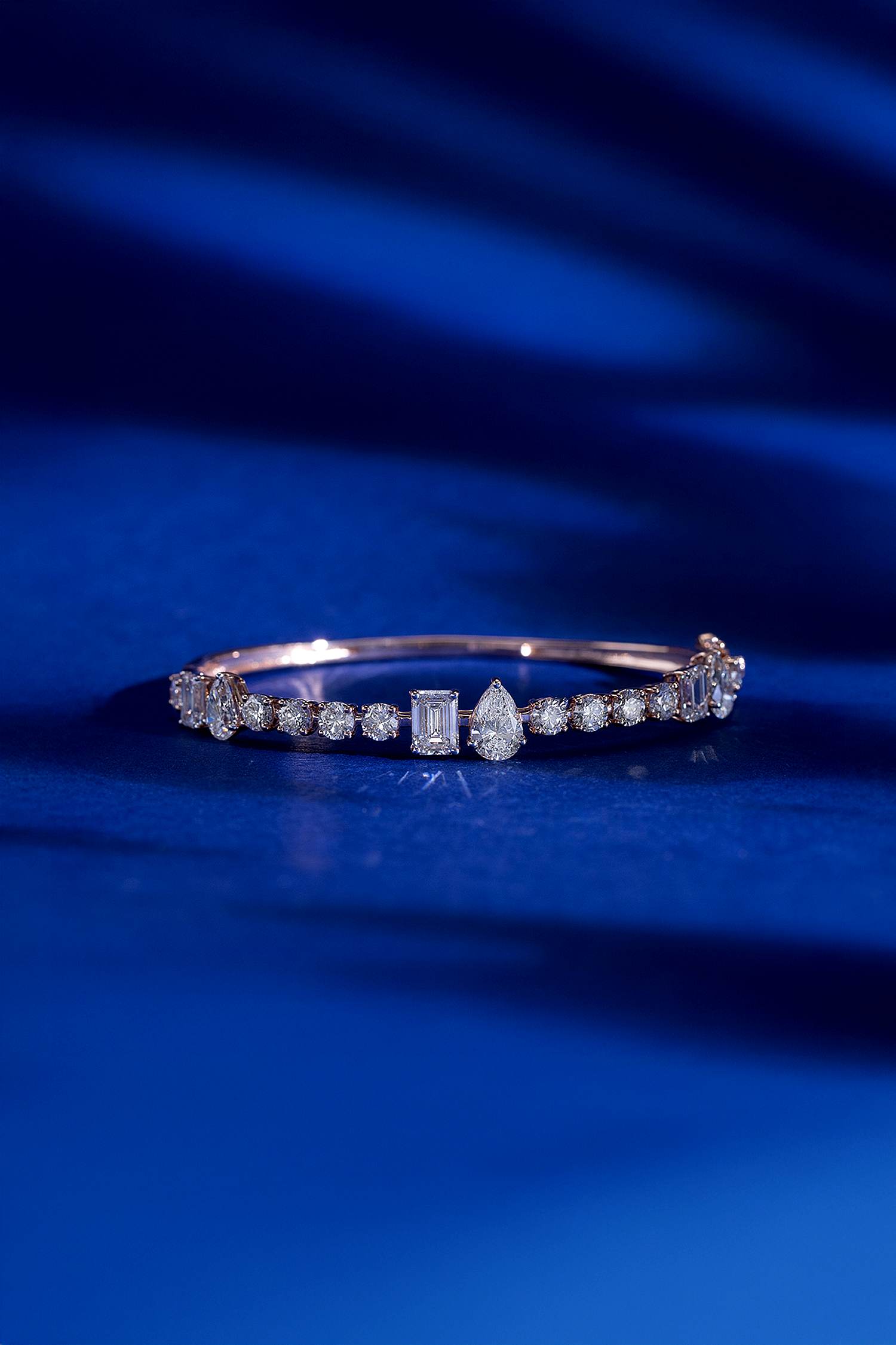 variant_43726811627617_0