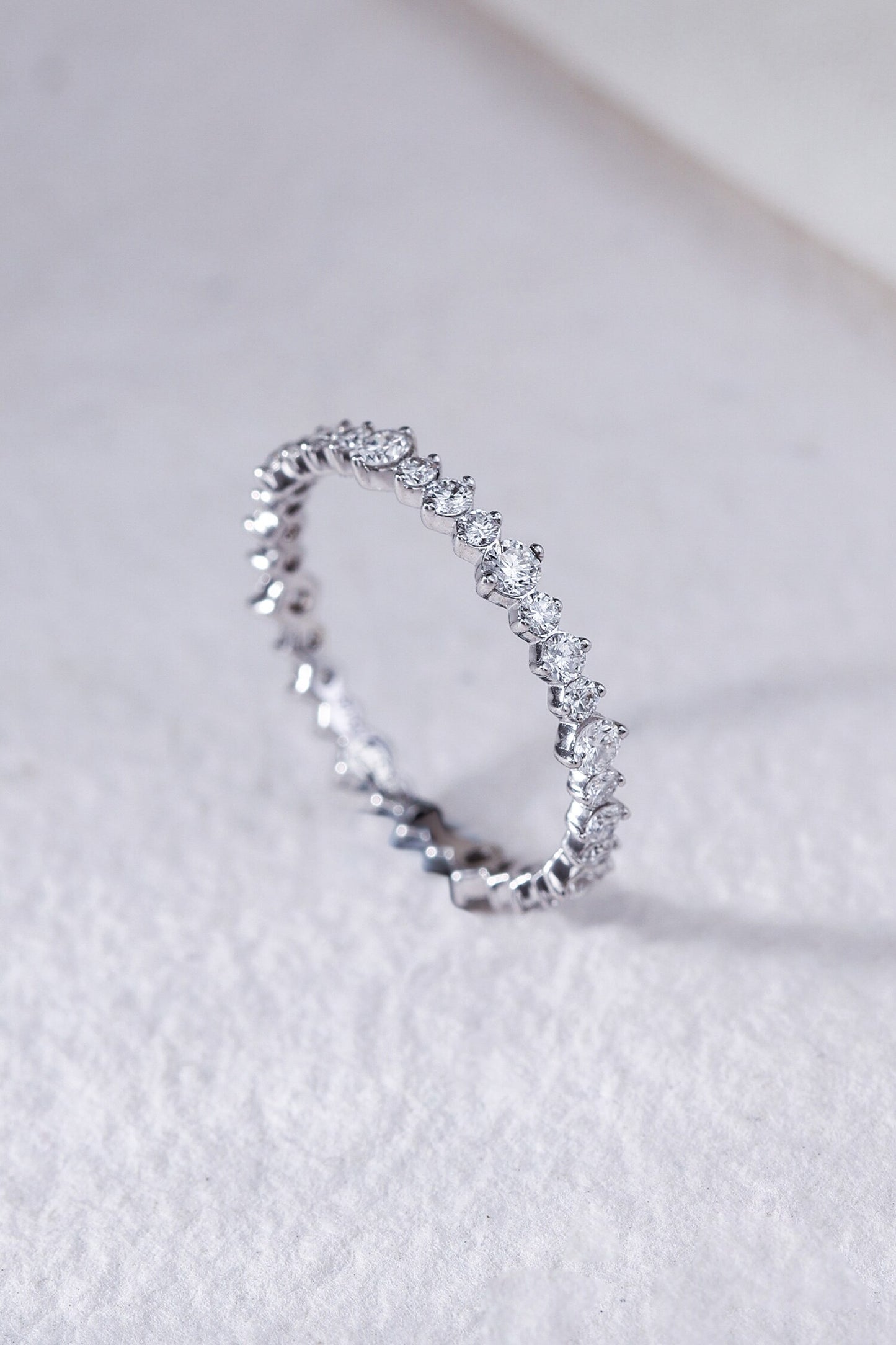 variant_43726833877089_0