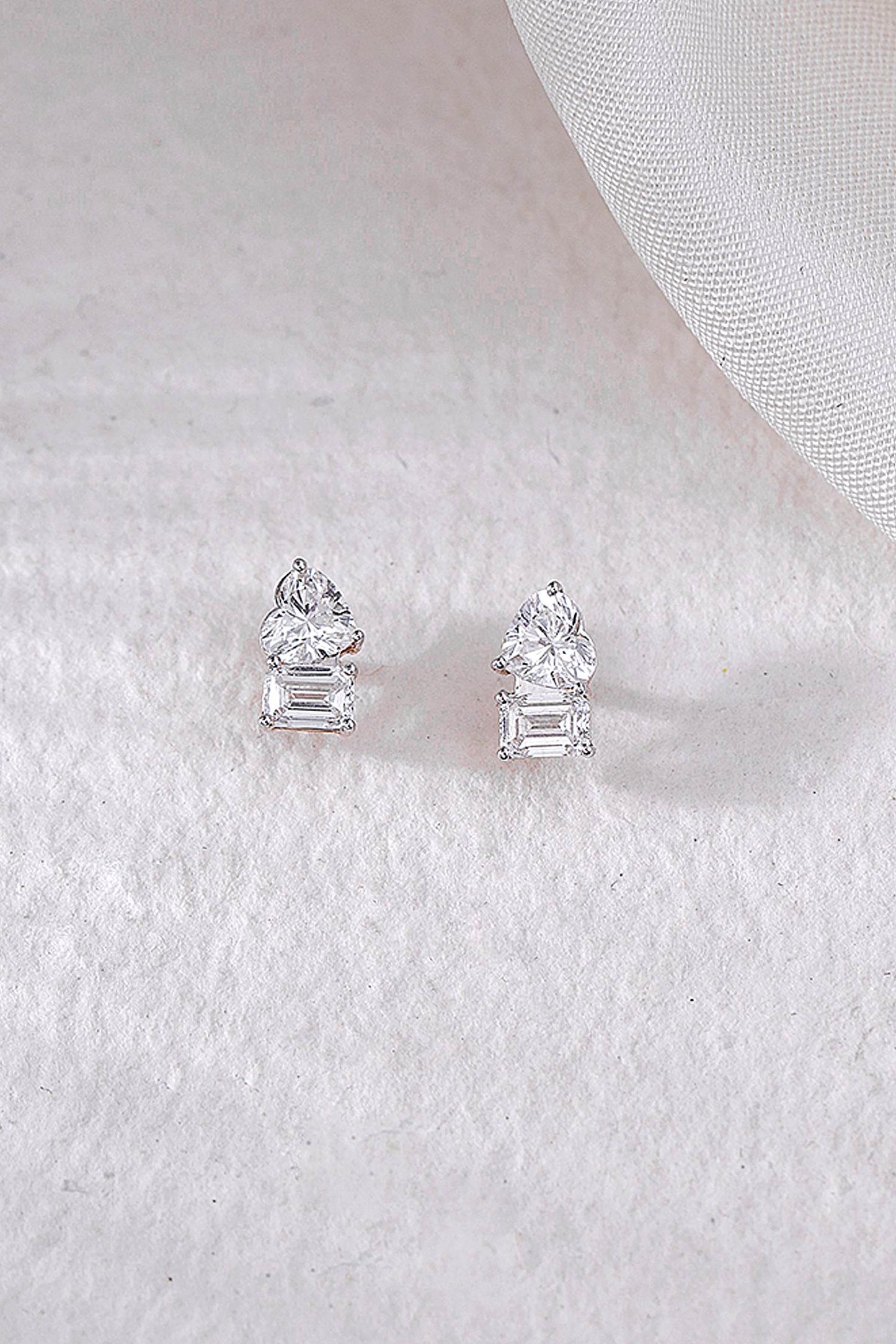 variant_43726832468065_0