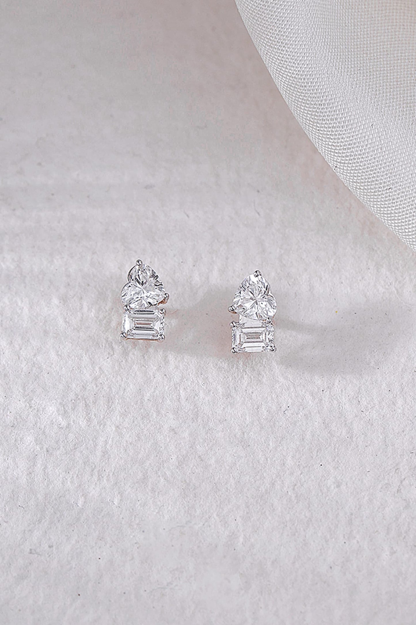 variant_43726832468065_0