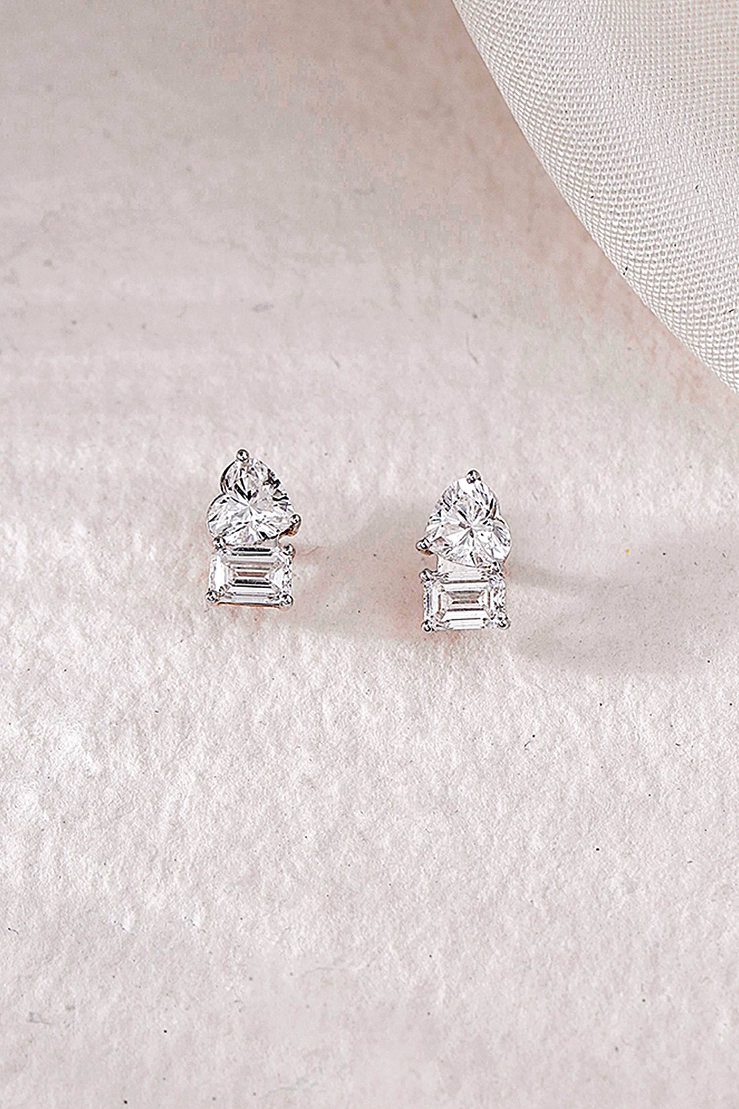 variant_43726832468065_1