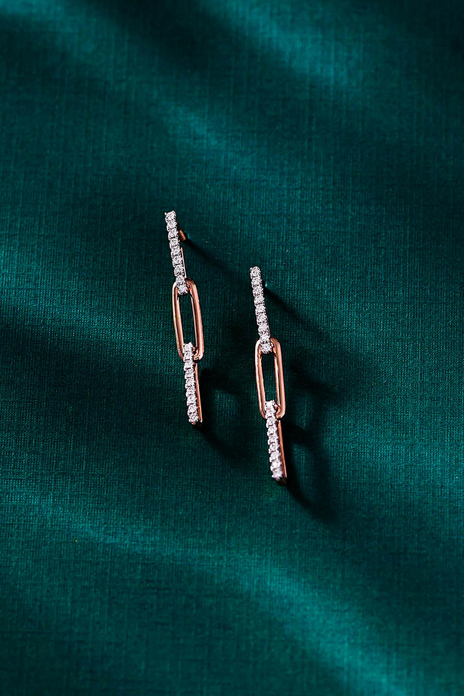 variant_43726835810401_0