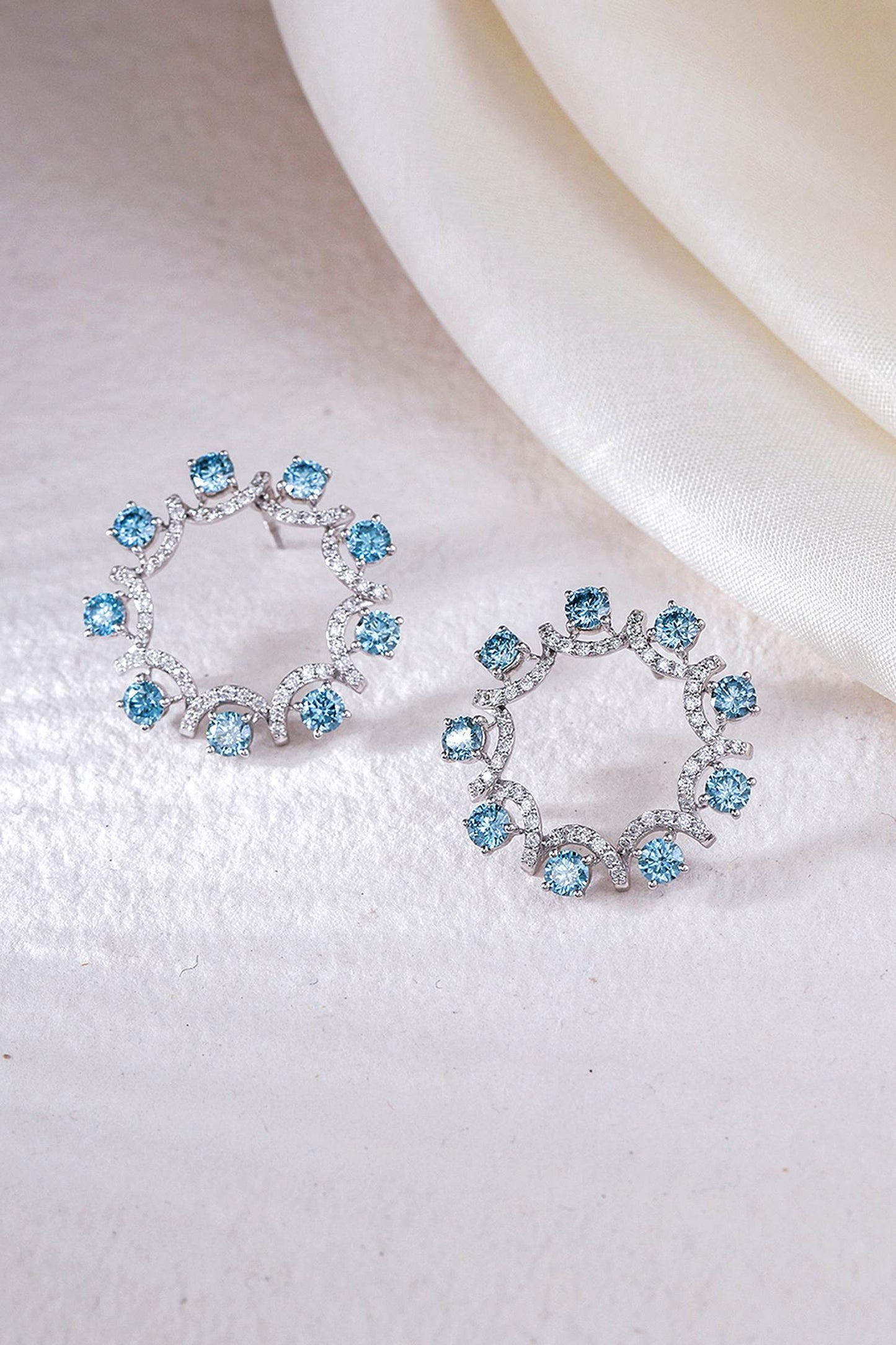 variant_43726833385569_0