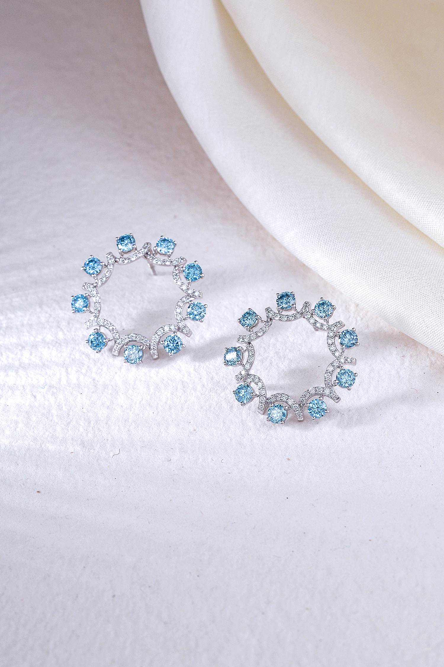 variant_43726833385569_1