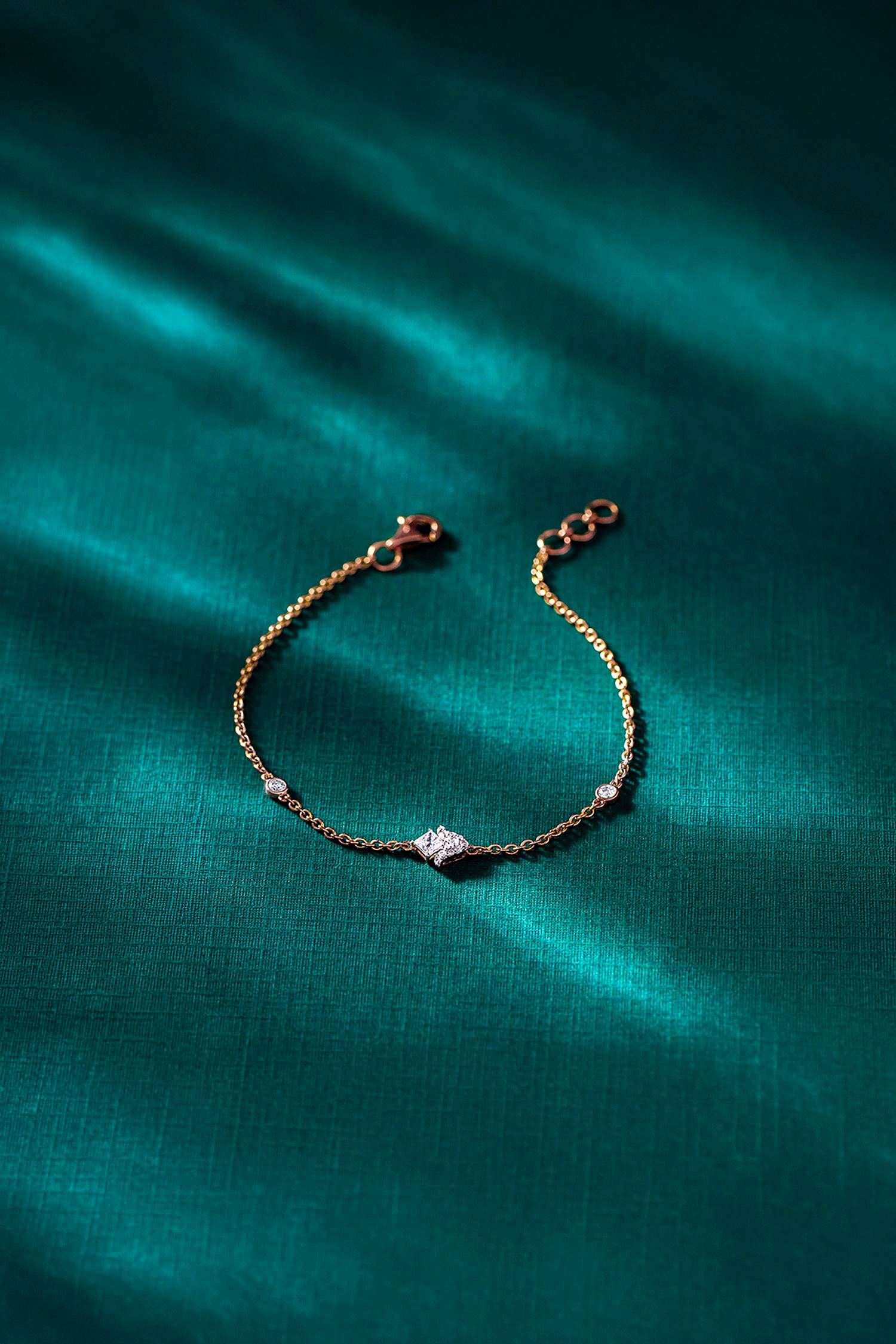 variant_43726834303073_0