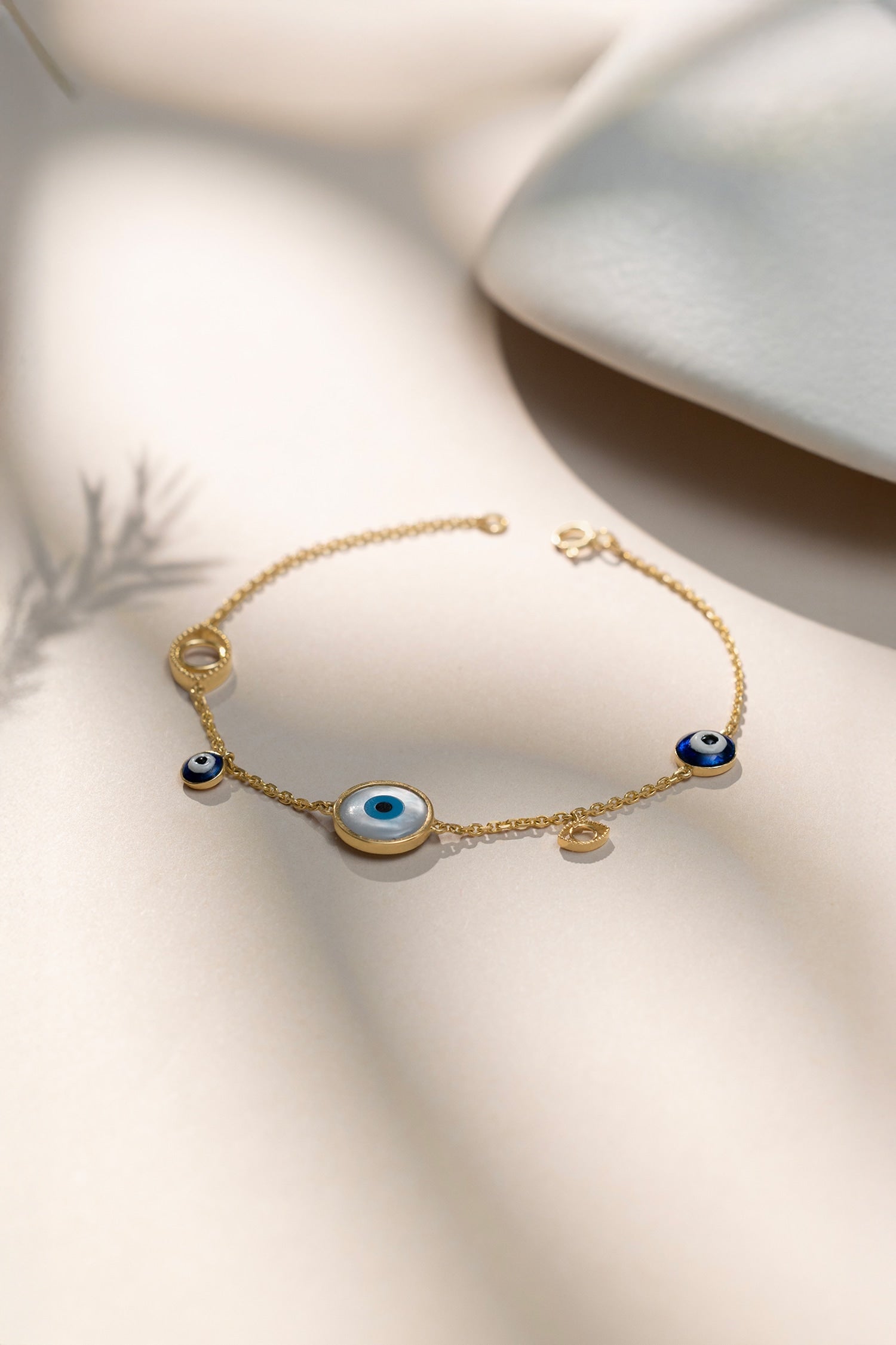 variant_43738414448737_0