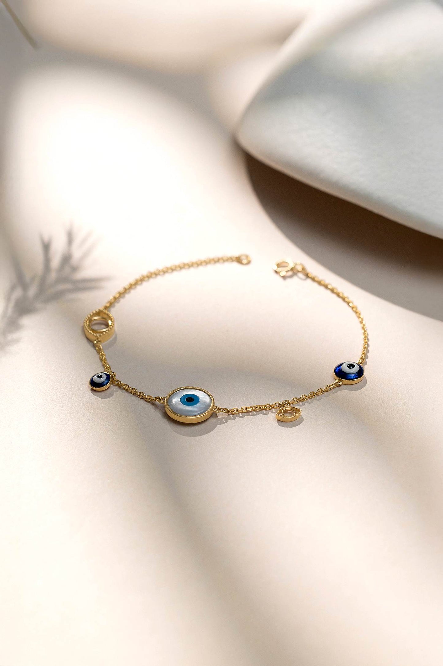 variant_43738414448737_0