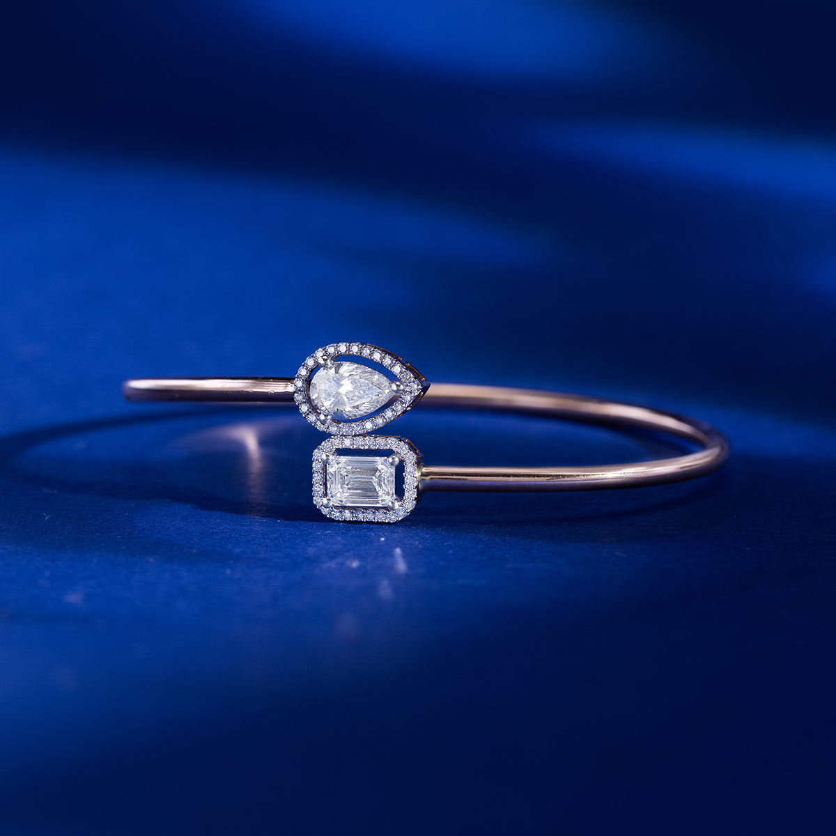 Open-Top Halo Bangle