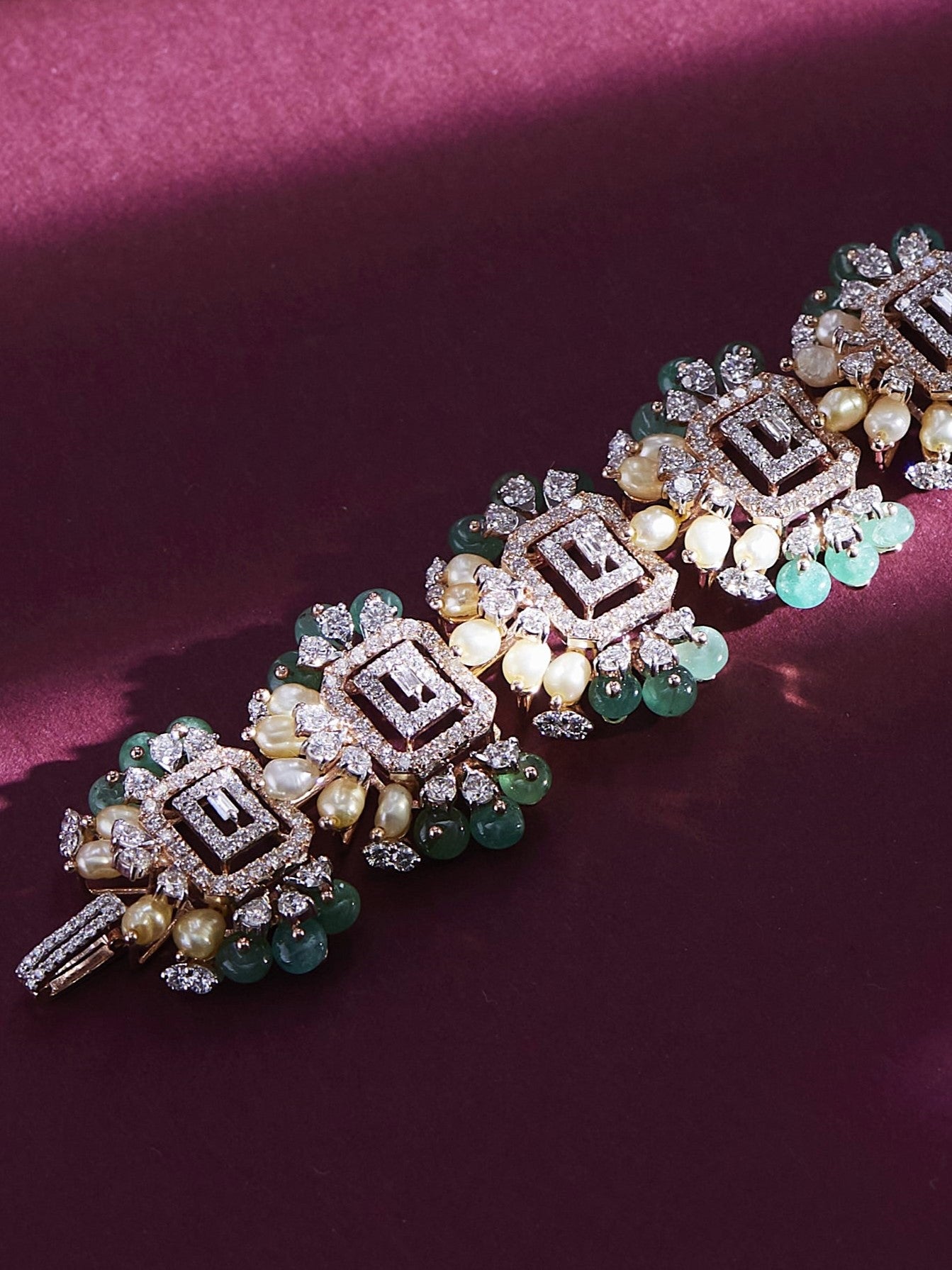 VersaLuxe Convertible Choker-Bracelet